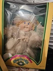 Cabbagepatch Kids Vintage 1983/1984 Xavier Roberts Fur Coat and Hat Doll. Rare
