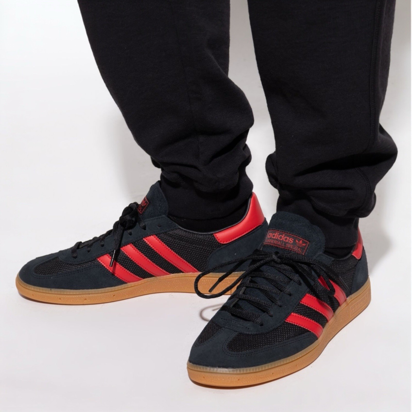 Adidas Originals Handball Spezial Men’s Athletic Shoe Sneaker Black Red Footwear