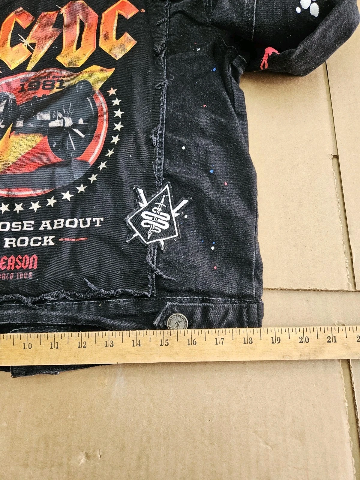 AC/DC x Reason 1981 World Tour Black Distressed Denim Graphic Jacket MEDIUM  image 11