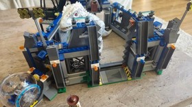 LEGO Jurassic World: Indominus Rex Breakout (75919) 99% Complete w/ Box