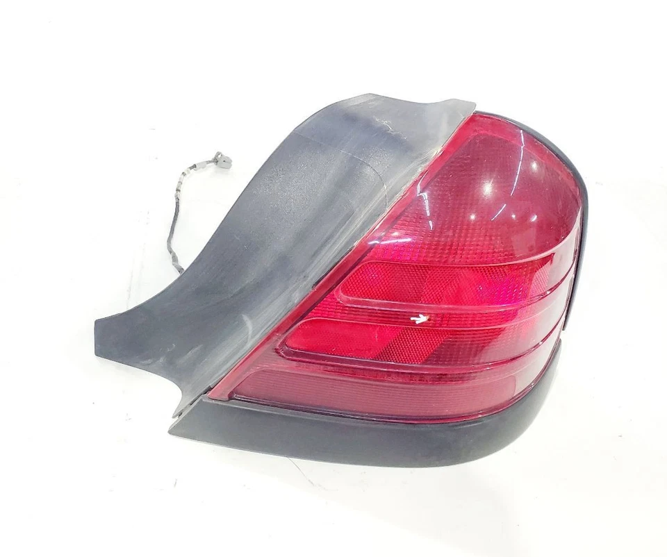 2003 2004 Mercury Marauder OEM Right Rear Taillight Scuffs - Image 2 of 4