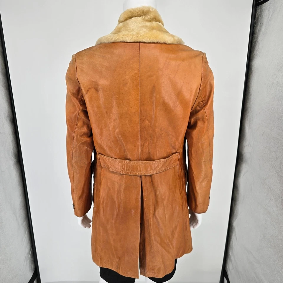 Abrigo Coche Cortefiel Vintage Años 70 Hecho en España Cuello Piel Piel (40/M) Foto 3 de 4