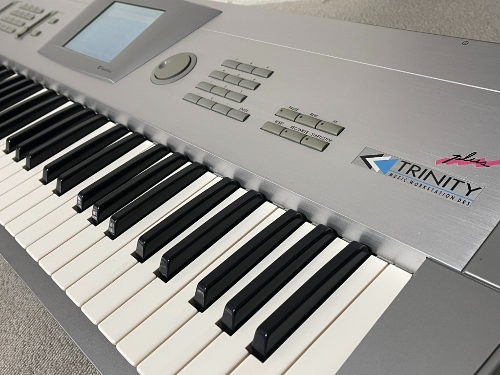 KORG trinity solo moss 基盤 シンセサイザー コルグ 音源モジュール