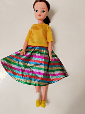 Pedigree 1984 Sindy Doll Party Time Jumping Juvie Brunette Hair Original Outfit