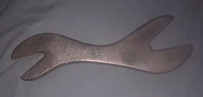 VINTAGE VAUGHN & BUSHNELL DOUBLE SIDED ALLIGATOR WRENCH - USA
