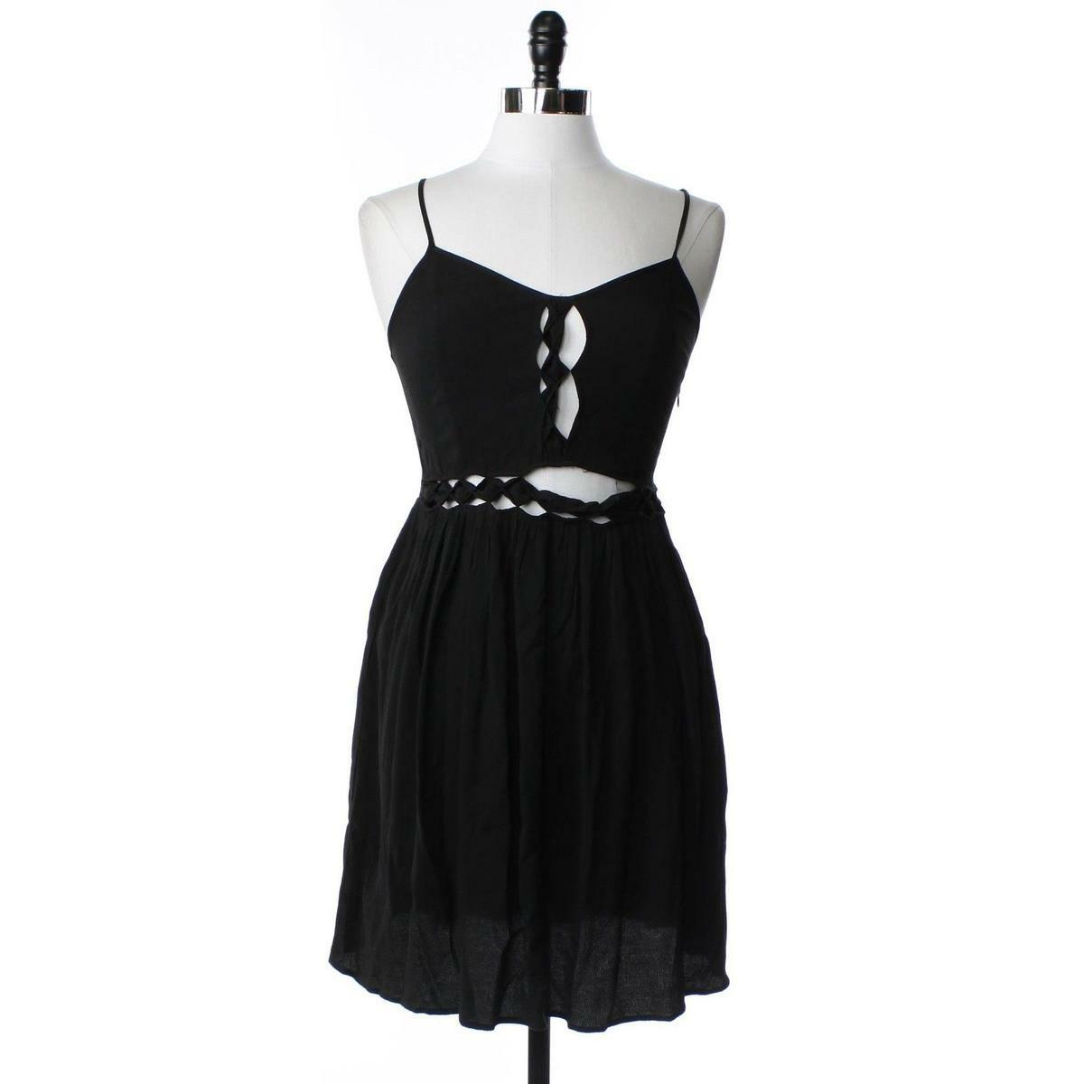 MADE Womens S Flare Shift Dress Knee-Length Black Spaghetti Strap Solid  V-Neck