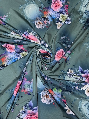 1 mtr green floral polyester dress fabric..58” wide - Picture 3 of 3