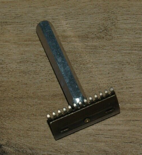 Vintage unbranded 3 piece double edge safety razor brass head, aluminum handle! - Picture 6 of 6