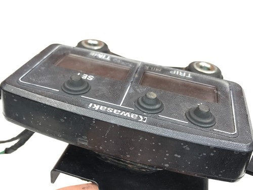 87 Kawasaki KDX 200 KDX200 OEM Trip Meter Time Mile Speedometer Cluster Case 8-D - Foto 8 di 12