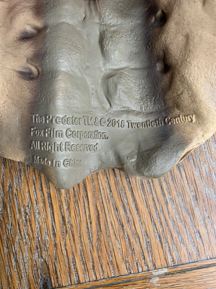 The PREDATOR Rubber Latex Full Face MASK Halloween Costume Adult Size - Image 4 of 4