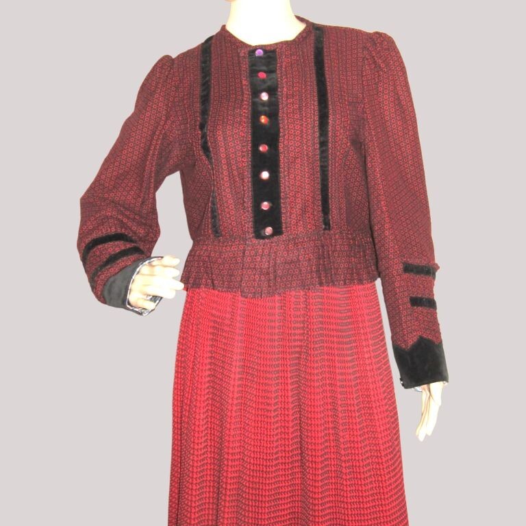 Hungarian folk costume from Transylvania ,handmad… - image 3