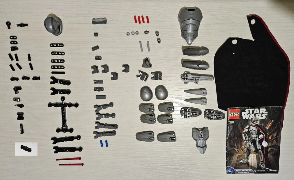 LEGO Star Wars 75118 Captain Phasma, foto 3 di 3