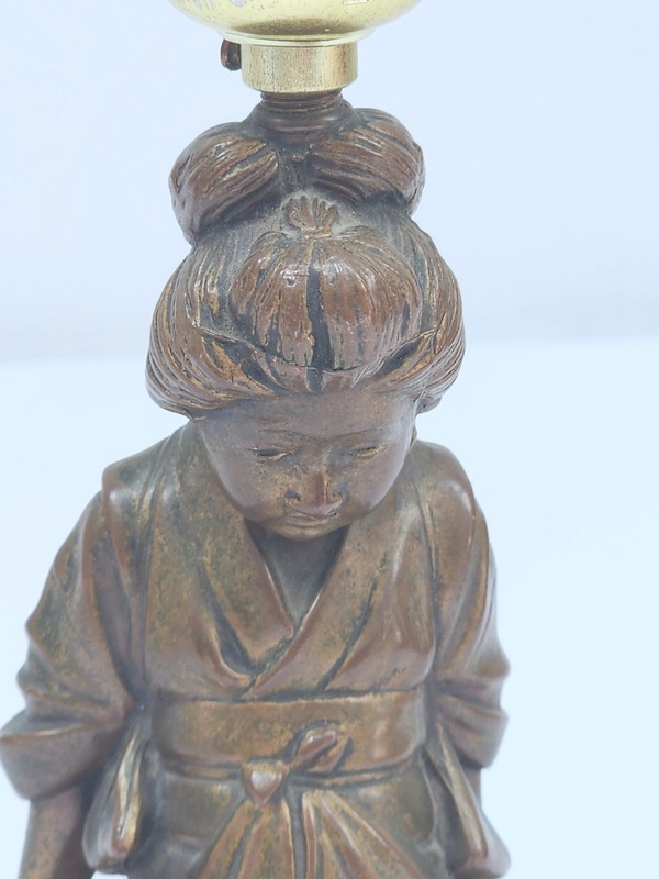 Antique? Vintage  Japanese GEISHA Girl  Lamp Base