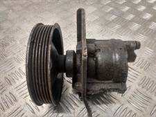 Pompe direction assistée Volvo 460
