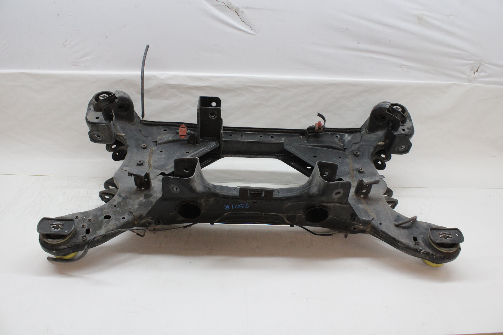 2022 MASERATI LEVANTE MODENA AWD 3.0L REAR SUBFRAME CROSSMEMBER OEM  21 22 23 24