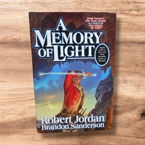 Memory of Light: Book Fourteen of the Wheel of Time by Robert Jordan  - New