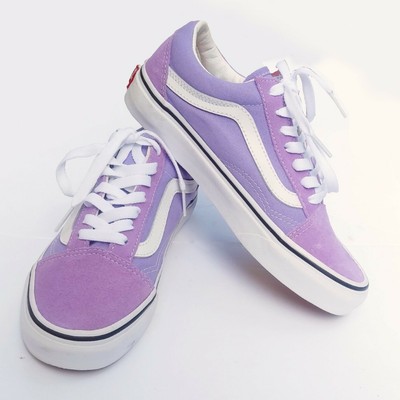 violet tulip vans