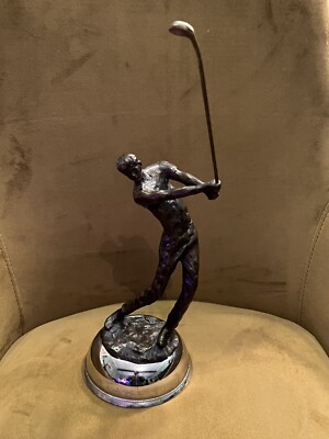 Vintage 1942 Bronze Golfer montiert auf einer Chromkuppel 25 cm hoch
