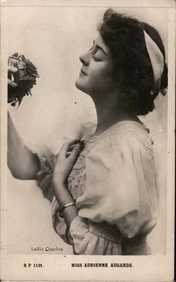 Actress Miss Adrienne Augarde 1909 Herton Manchester, England Vintage Postcard