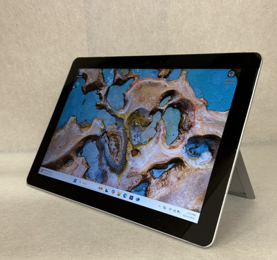 ★ほぼ新品★ Surface GO 4415Y/8GB/128GB Microsoft Surface Go Intel Pentium 4415Y @ 1.60GHz 8GB SSD 128GB