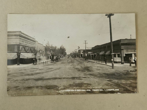 Tracy CA California Street Scene 1912 original ( used ) postcard Central Avenue