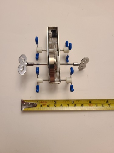 Robot Toy Walker Wind Up Works Gears - Picture 2 of 6