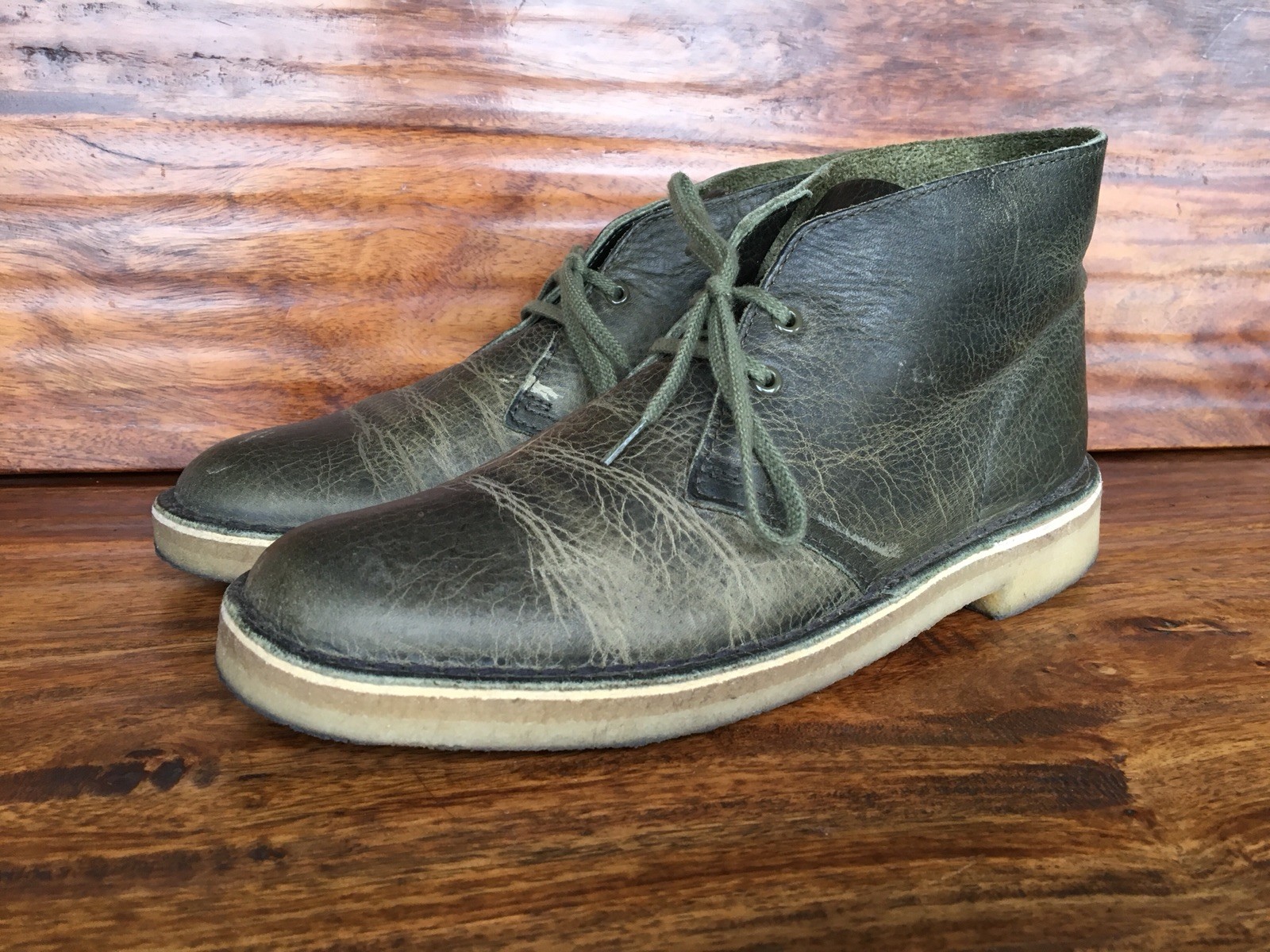 olive green clarks desert boots