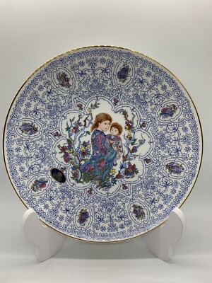 Vintage Blue Trellis Art Plate Signed Edna Hibel 1992 Aynsley Bone China #113