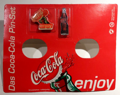 Coca-Cola Pin-Set 2 Stück auf Karte Original - Flasche + enjoy - siehe Foto