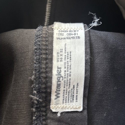 Vintage 80s/90s Wrangler Gray Chino Pleated Cotton Pants Made In USA Size 34x30* - Picture 9 of 17