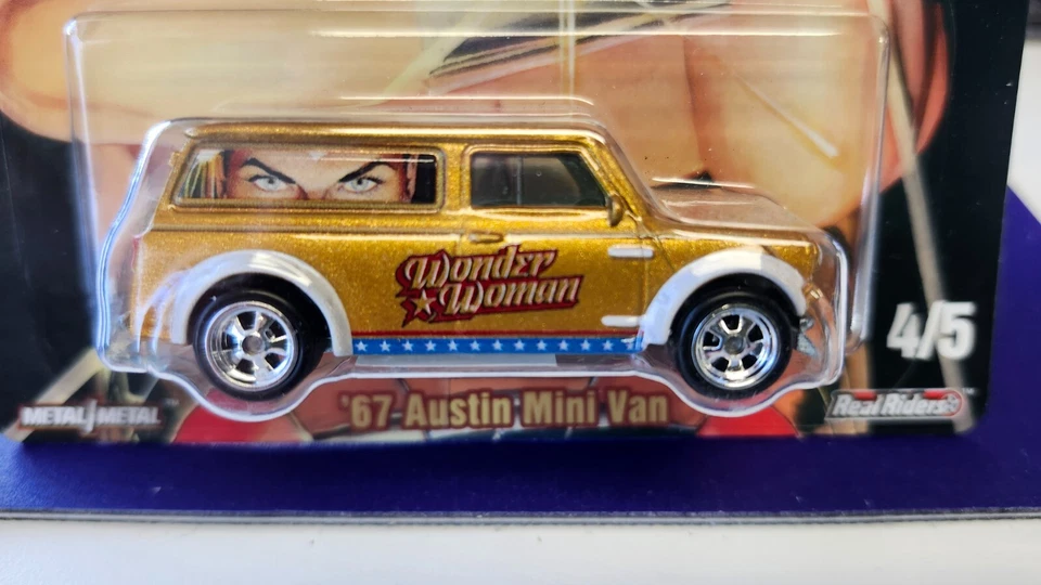 Hot Wheels 50th Anniversary DC #4/5 Wonder Woman '67  Austin Mini Van w/RR - Image 2 of 3