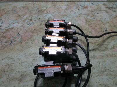 SUMITOMO Richtungsventil SD4GS-ACB-02B-100-20 46 Garantie Pro Stück 1