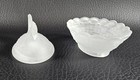 Boyd's Crystal Art Glass CHICK SALT #59 CRYSTAL SATIN 5-31-84 — photo 3