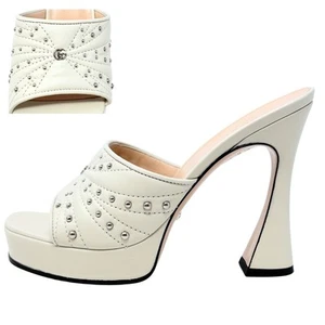 Sandales cannelées neuves avec étiquettes Gucci GG logo Marmont plateforme talons clous blancs Claire EU37,5
