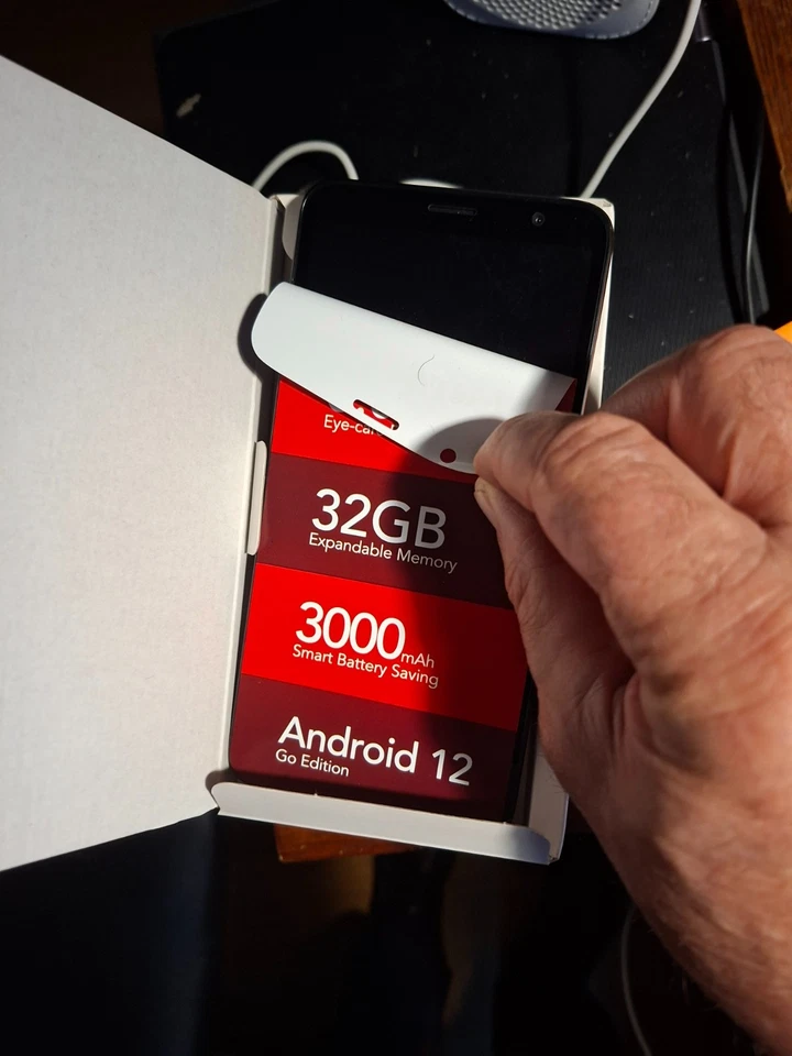 SMARTPHONE/TELEFONINO/CELLULARE TCL 403 - 32GB - PRIME BLACK -  - Immagine 3 di 4