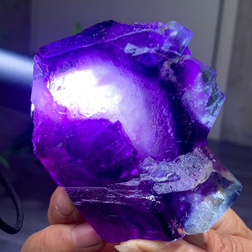 Cristallo di fluorite fantasma viola cubico trasparente naturale 330G/Mongolia interna - Foto 18 di 22