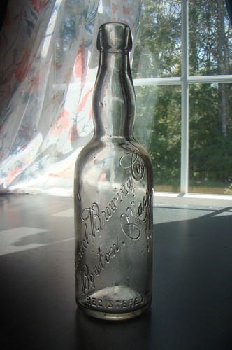 Antique HINCKEL BREWING Co. BOSTON, MASS. Blob Top Beer Bottle