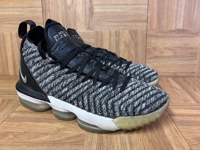 RARE Sz 10 - Nike LeBron 16 OREO AO2588-006