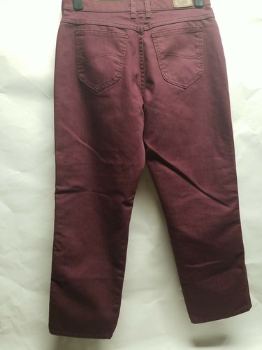 Lee Men's Relaxed Straight Leg Jean Short, Size 10 - Picture 2 of 3