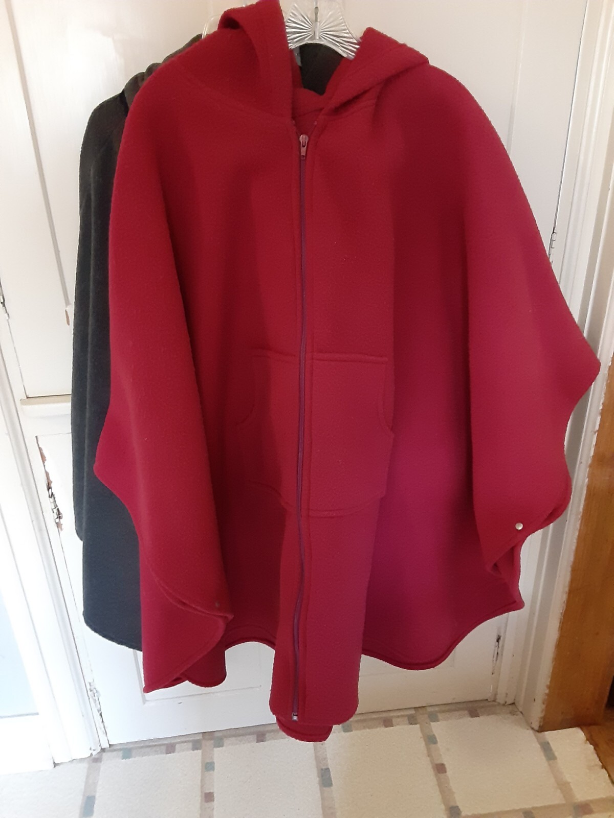 Womens Vintage Bed Jacket Robe Poncho Style Cape Red … Gem