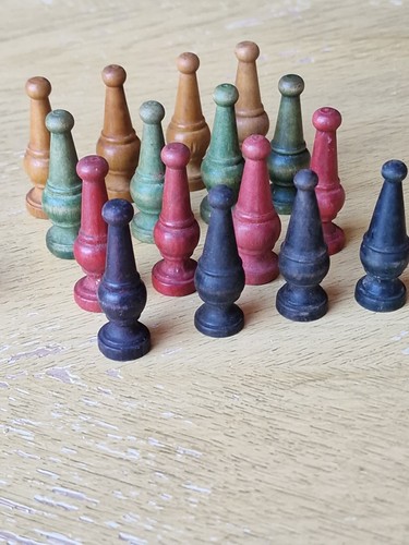 Set alte Spielfiguren Holzfiguren Würfel für antik Brett Spiel Steine Art Deco - Picture 7 of 10