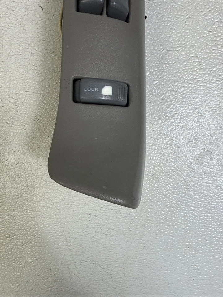 Cerradura interruptor ventana 2 puertas maestro izquierdo Chevy Silverado GMC Sierra 95-99 OEM gris Foto 2 de 4