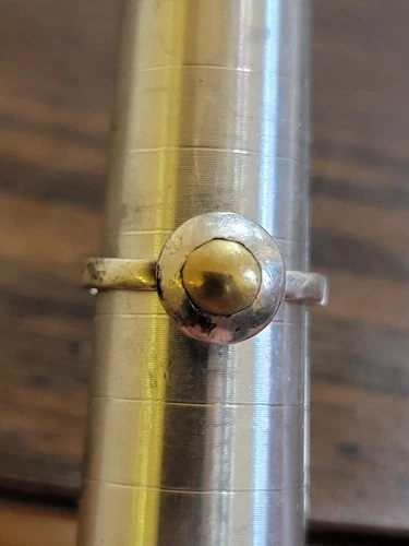 Vintage Sterling silver band with a gold ball size 6.5 ,3 grams