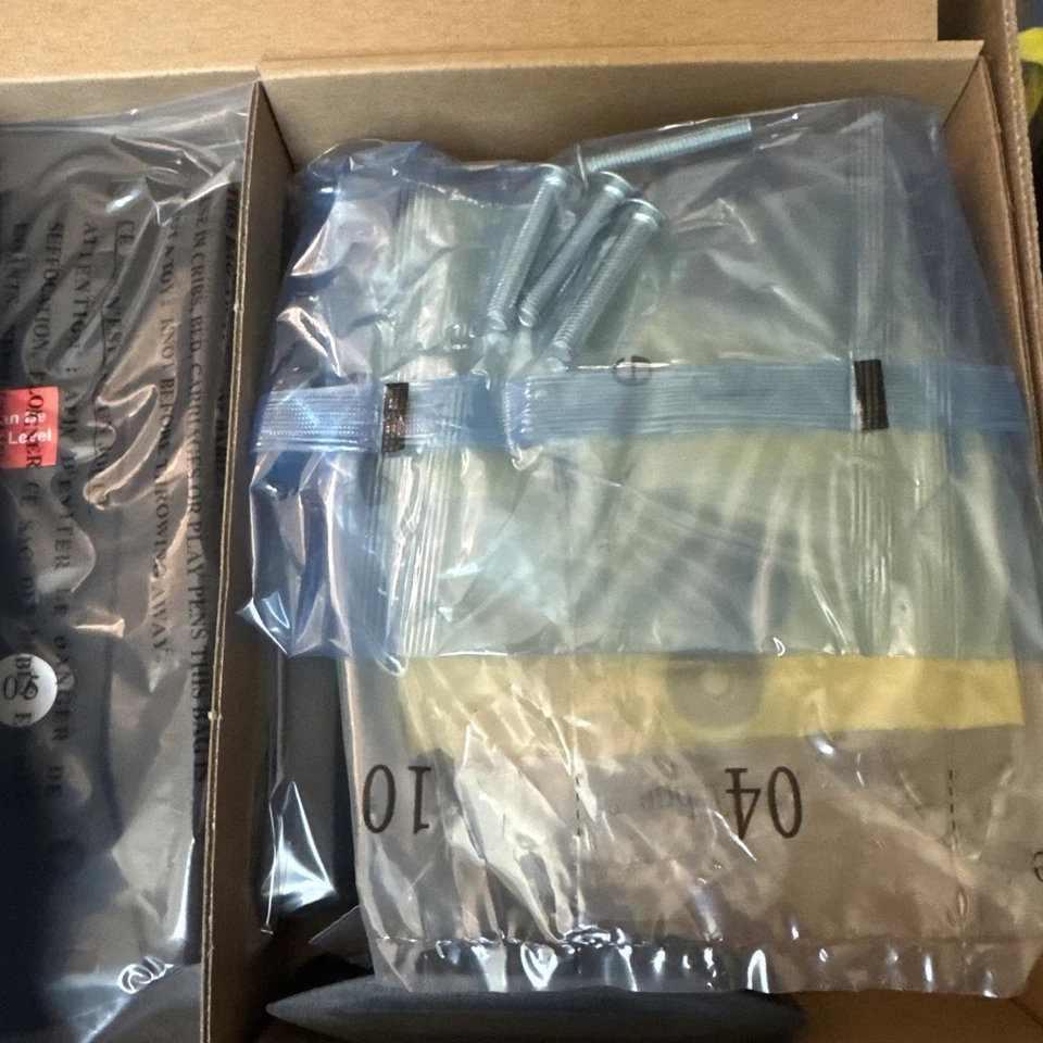 Mounting Dream MD2617 Full Motion TV Wall Mount Swivel and Tilt for Most 42-75 - Image 3 of 4