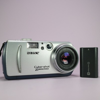 Sony Digital Camera Cybershot DSC-P50 2.1MP Silver Tested