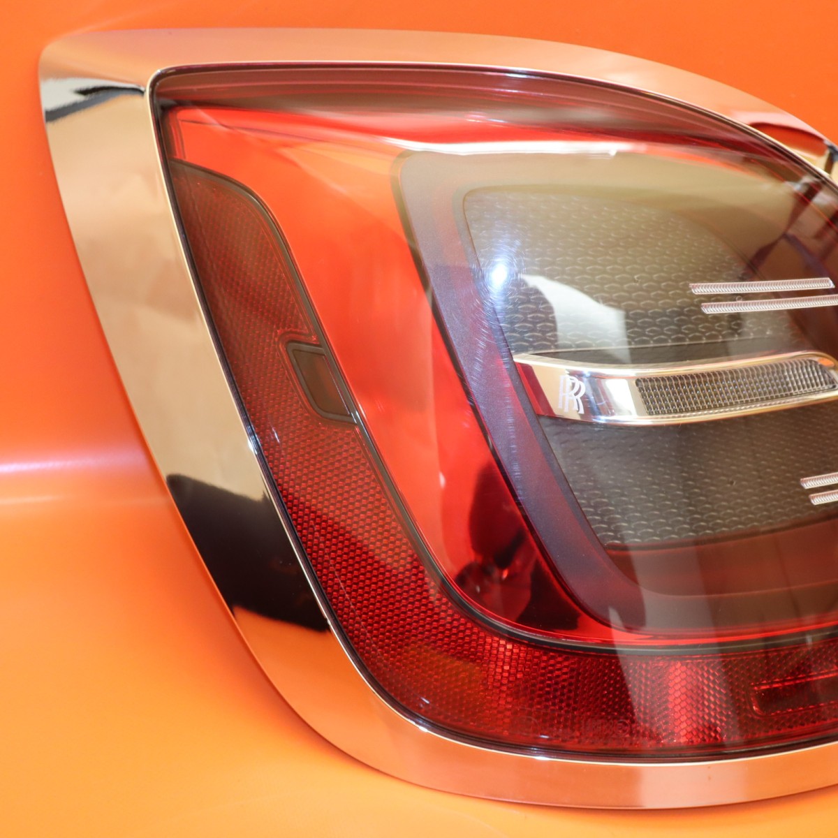 ROLLS ROYCE GHOST TAIL LIGHT LEFT DRIVER 2021 2022 2023 748619306 LED OEM