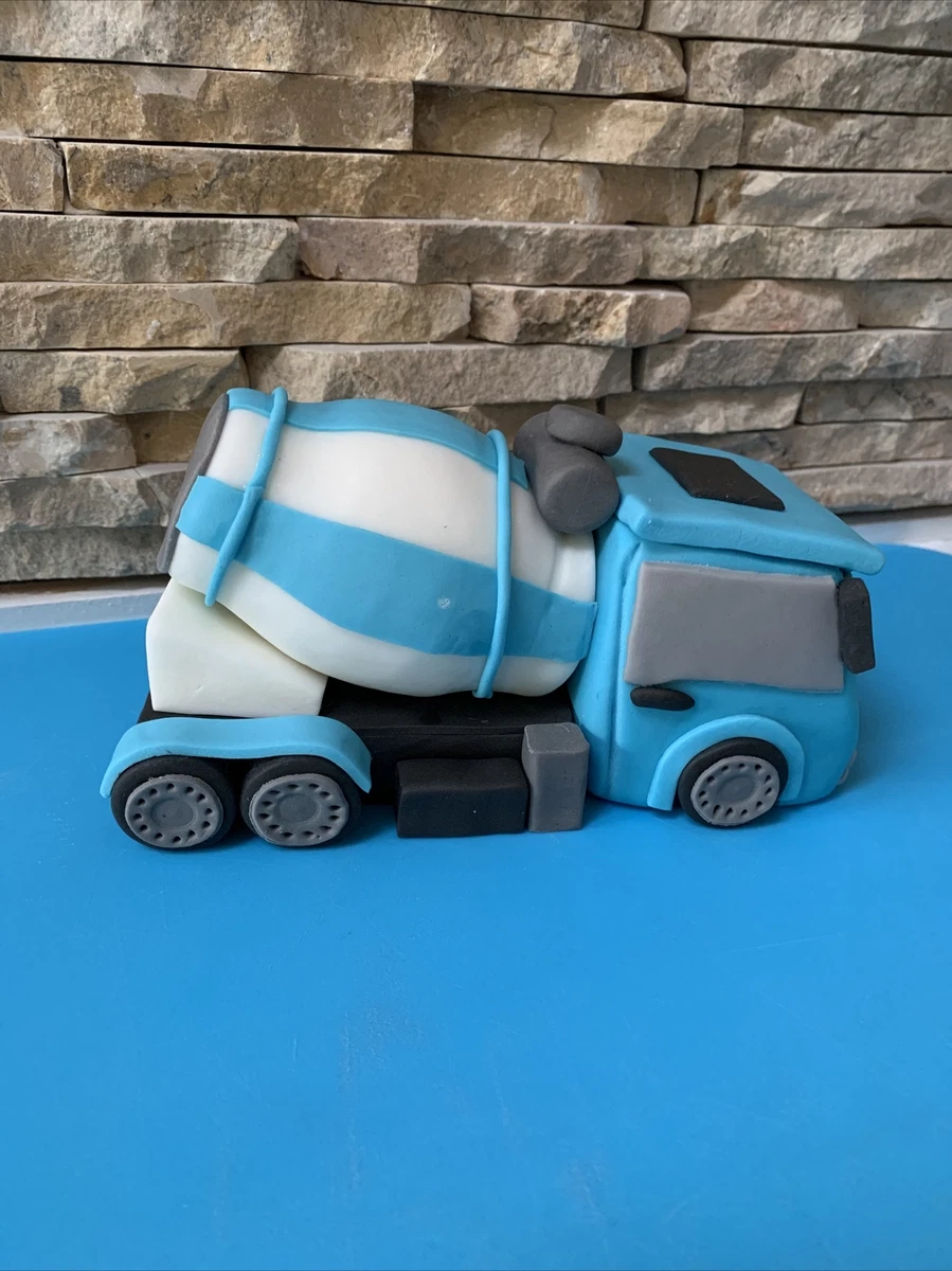 Share more than 116 concrete mixer cake super hot in.eteachers