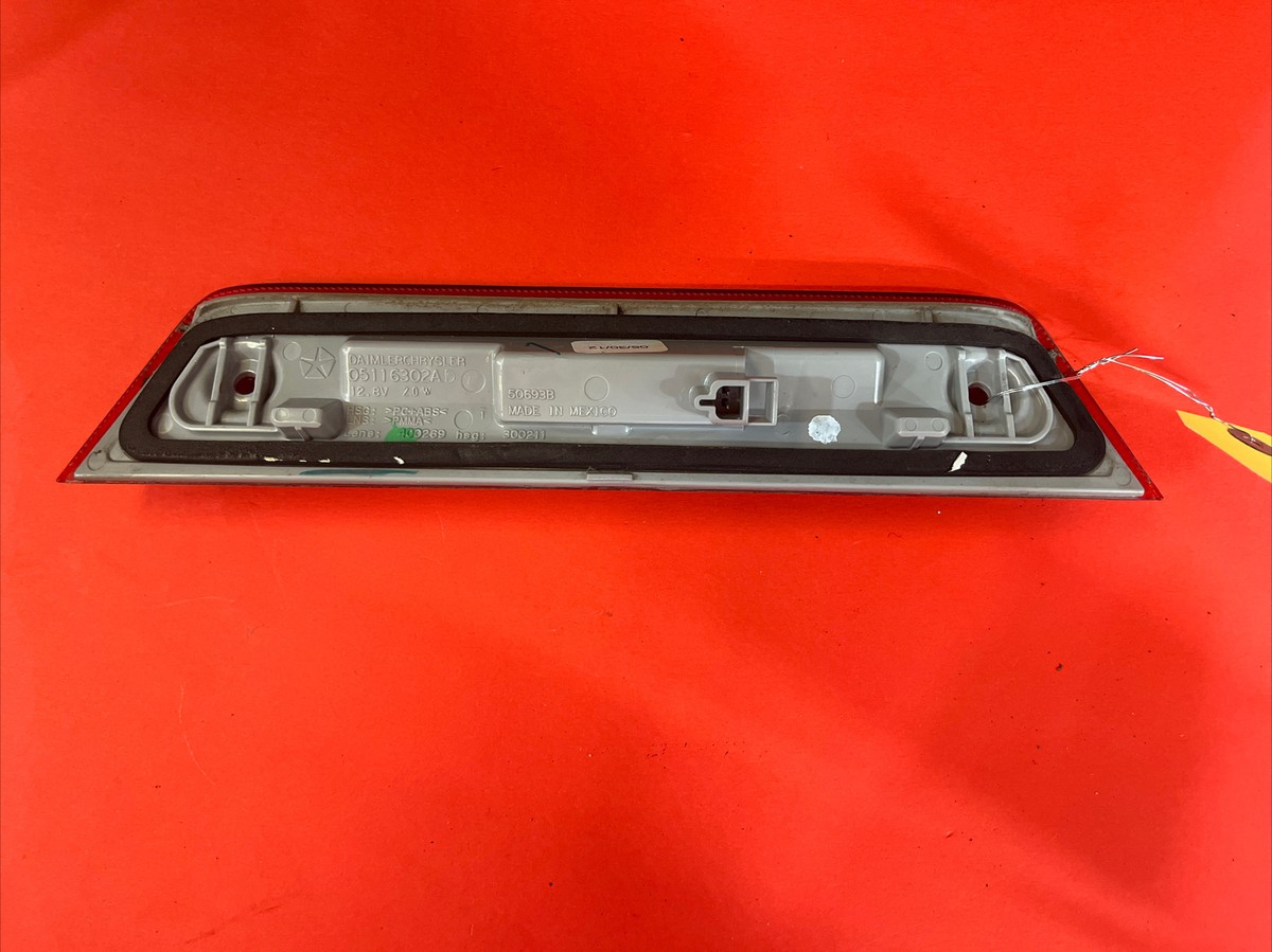 2010 2011 2012 2013 DODGE RAM 2500 3500 MEGA CAB THIRD BRAKE LIGHT OEM