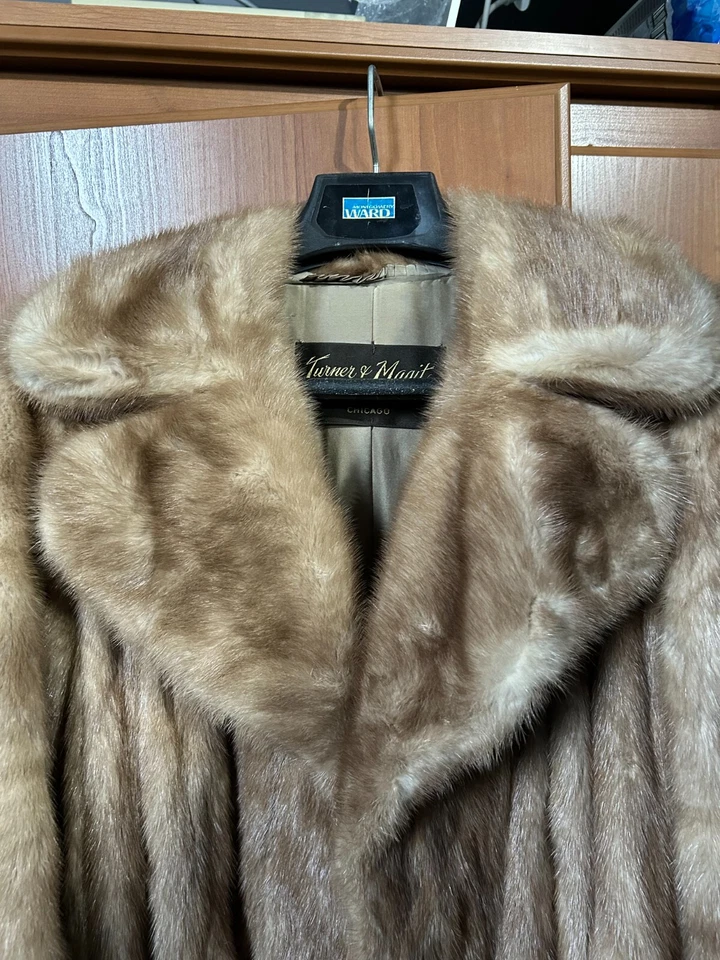 复古秋季雾霾全长貂皮大衣 - 大约 M 码 — 第 2/4 张图片