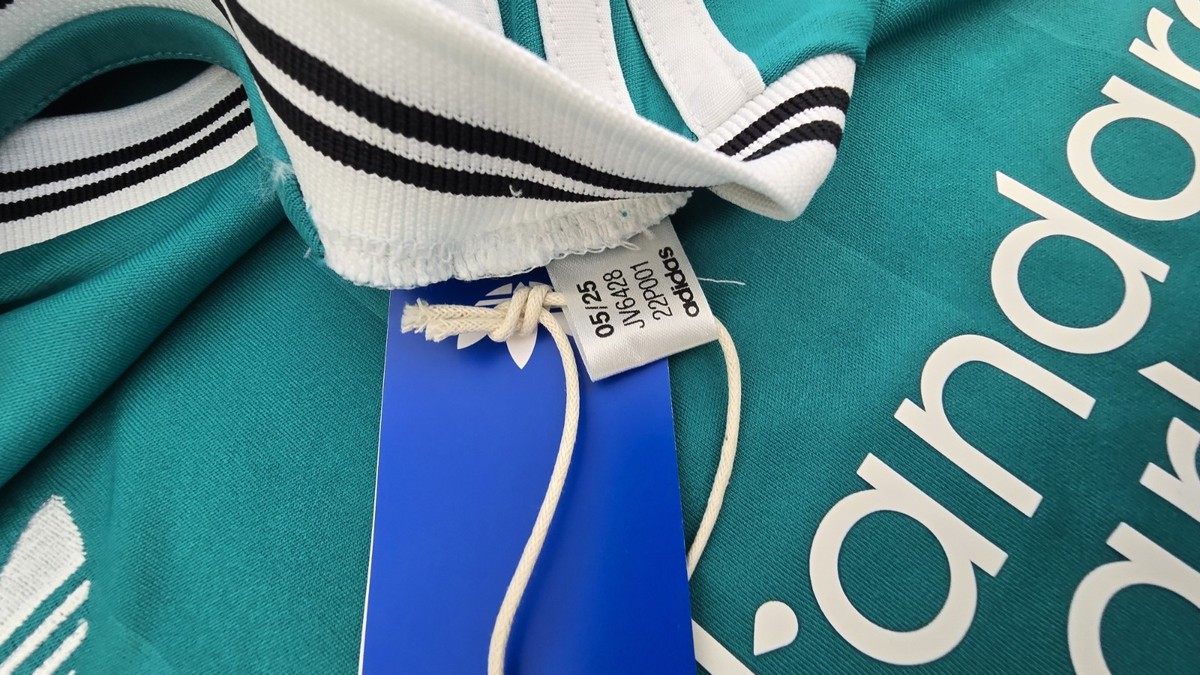 リバプールFC WIRTZ 7 adidas ジャージ M 2025/26 Adidas Liverpool #7 WIRTZ Champions League 3rd Soccer